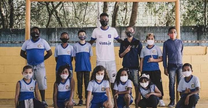 Vinícius Jr lançou Instituto Social em São Gonçalo