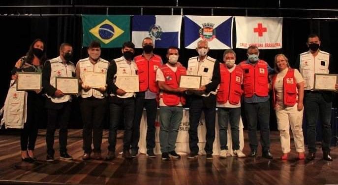 Cruz Vermelha recebe homenagem
