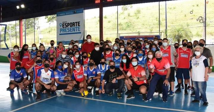 Ex jogador de Vôlei Geovane em Maricá