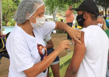 Cidadania Itinerante na Praça Zé Garoto