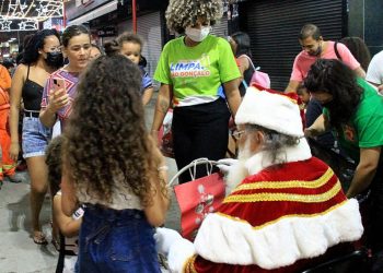 Túnel de Luzes LED em Alcântara