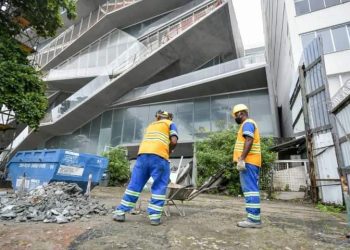 Obras no Museu da Imagem e do Som