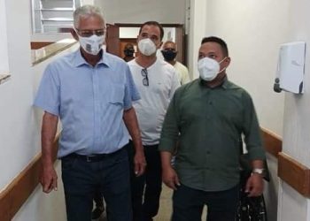 Prefeito Capitão Nelson visita Unidades de Saude