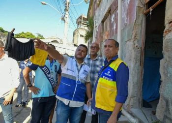 Secretario Max Lemos visita Jacarezinho