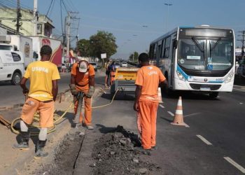 Abrigo no Ponto do Ônibus em Vista Alegre