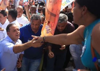 Rodrigo Neves visita Cidade de Duque de Caxias