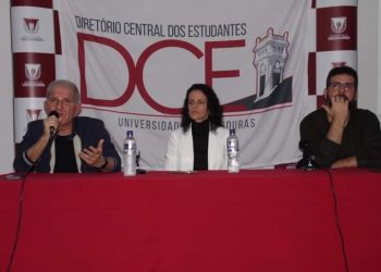 Reunião com Chico D’angelo no DCE de Vassouras