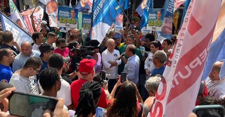 Chico D’angelo e Rodrigo Neves em São Gonçalo