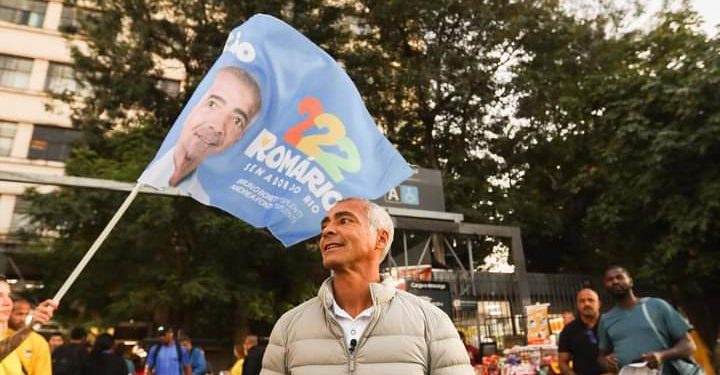 Romário visita a Central do Brasil