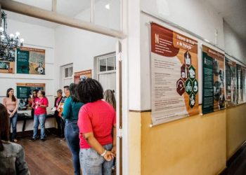 Exposição sobre Câncer de Mama Itaboraí