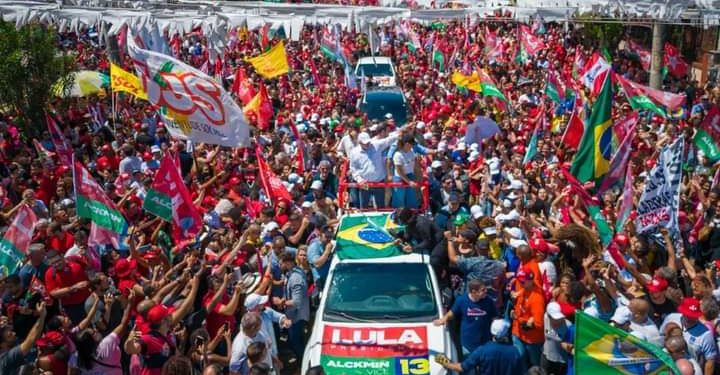 Lula e Marcelo Freixo no Centro de São Gonçalo