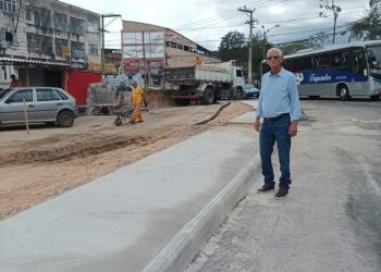 Obras na Praça Chico Mendes