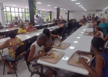 População de São Gonçalo tem Comida a 1 Real