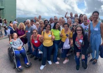 Idoso de São Gonçalo visitam Cristo Redentor