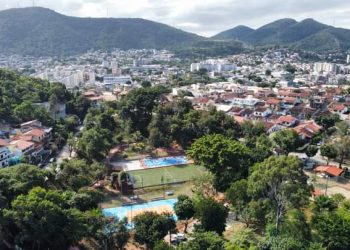 Praça no bairro de Jacarepaguá