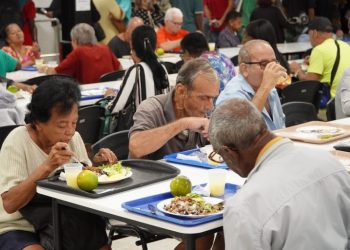 Ceia de Ano Novo Restaurante do Povo Alcântara