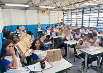 Entrega de Material Escolar em Duque de Caxias