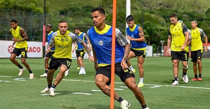 Flamengo treina visando a final contra o Nova Iguaçu
