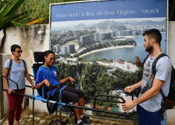Jovem moradora do Caramujo de Niterói