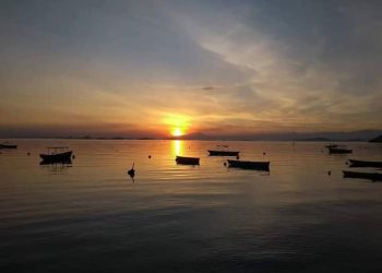 Praia das Pedrinhas no município de São Gonçalo