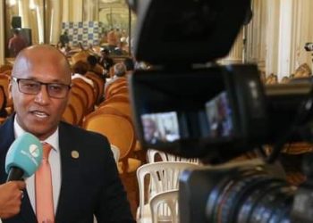 Advogado Marcio Aleluia recebe Medalha Pedro Ernesto