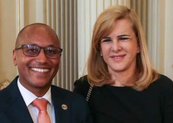 Advogado Marcio Aleluia recebe Medalha Pedro Ernesto