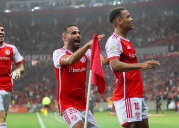 Internacional vence o Criciúma pelo Brasileirão