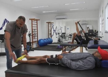 Acidentes de motos lotam clínicas de Fisioterapia