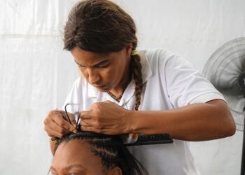 Ação social em homenagem as mulheres