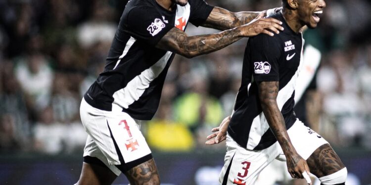 Vasco da Gama empata com o Curitiba