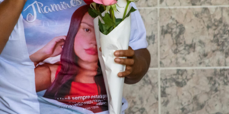 Luto e a tristeza de uma família no RJ